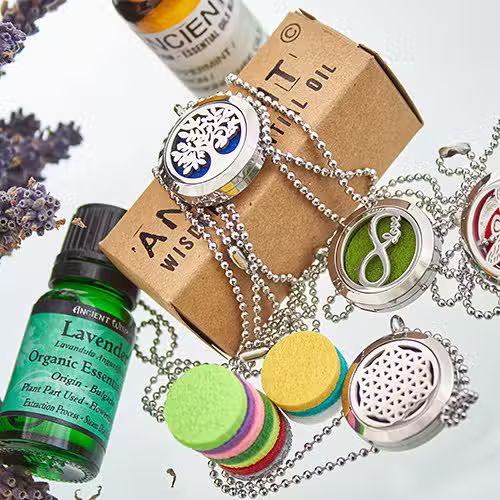 Locket Necklace Stainless Steel Aromatherapy Diffuser Four Leaf Clover